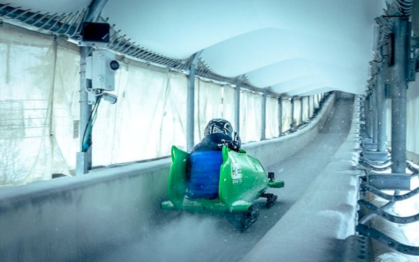 article good for events - SÉMINAIRE PARTICULIER - PILOTE DE BOBSLEIGH !